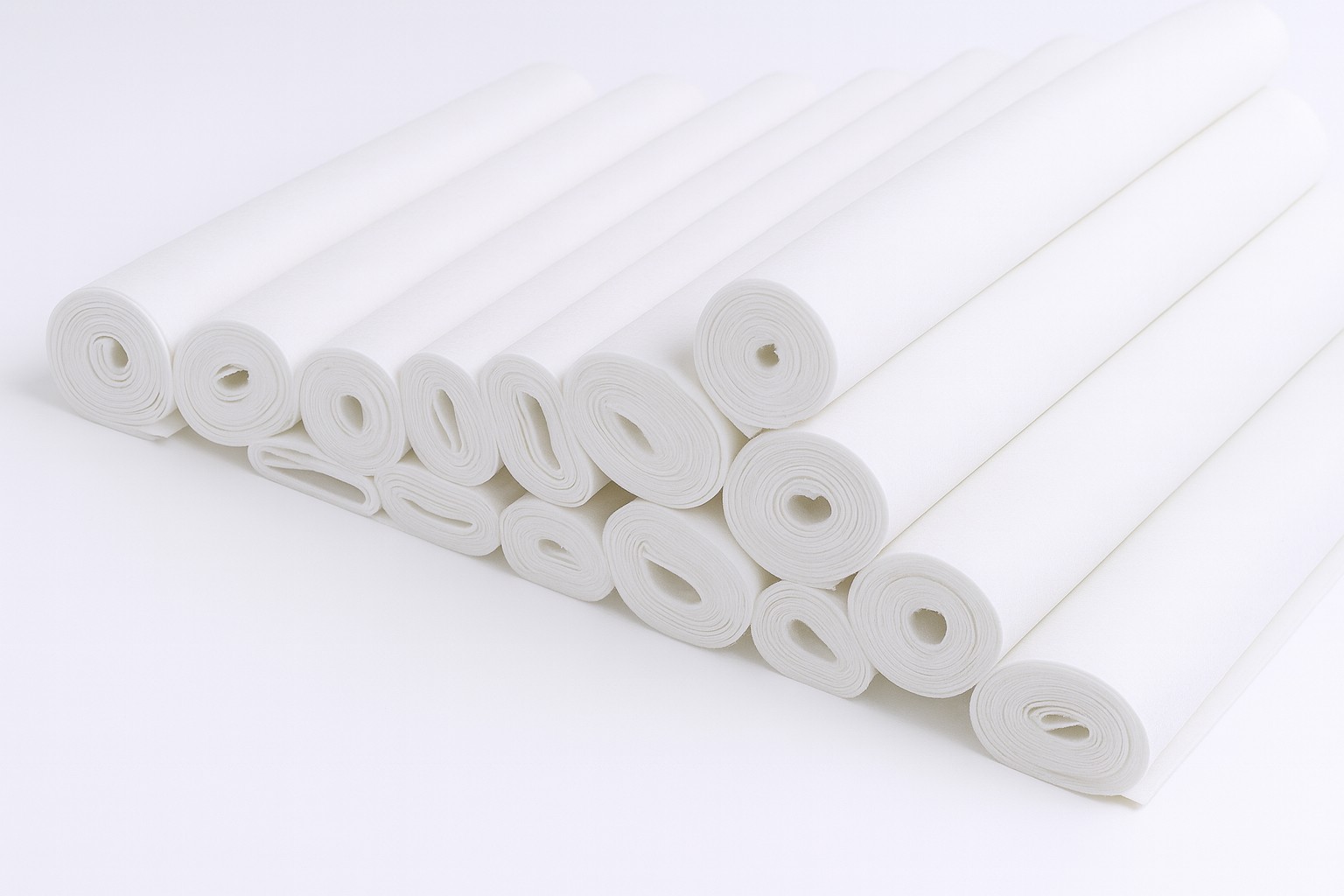 Bastelfilz 150g/m², 45cmx5m, 1 Rolle weiß